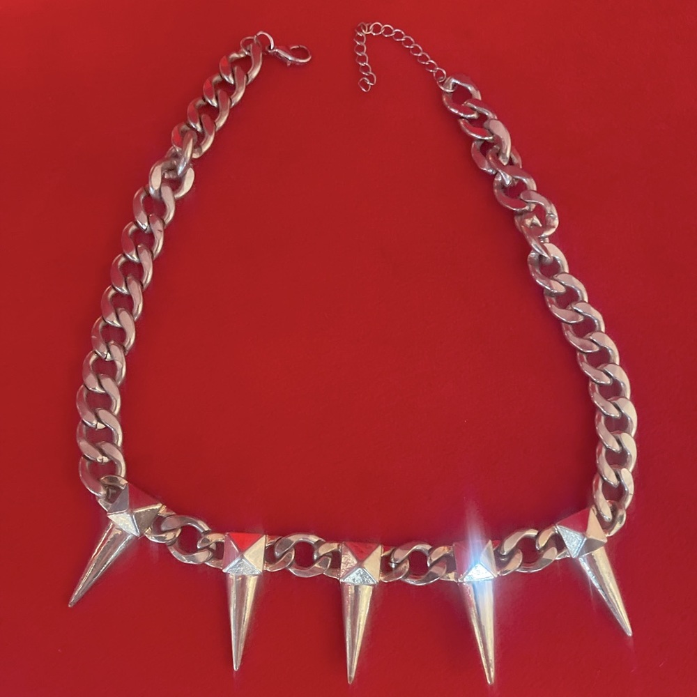 Vintage Perfection Silver Tone Gothic Choker Necklace